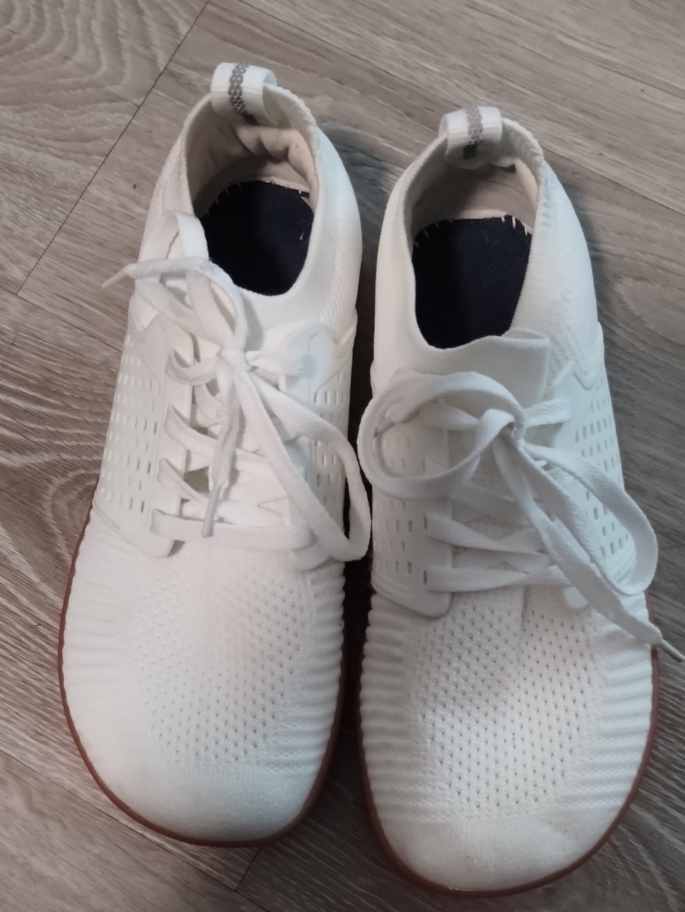 Source Unknown White Knit Lace-Up Men's Sneakers with Gum Soles